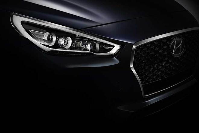 Hyundai i30 headlamp 660