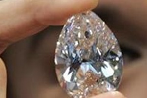 Though the revenue department will have the final say on the tax rate, the commerce ministry will likely favour a presumptive tax on turnover of 2-3%. Such a move, the ministry feels, is vital to provide a leg-up to the country’s first SNZ for diamond in Mumbai. (Reuters)