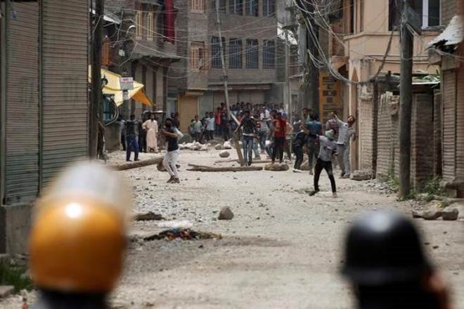 Running the risk of getting caught by the Indian security and intelligence agencies, the militant organisations and their sympathisers have begun jettisoning the hawala channels for transferring money and are wooing Kashmiris who travel to gulf countries for work. (Source: Reuters)