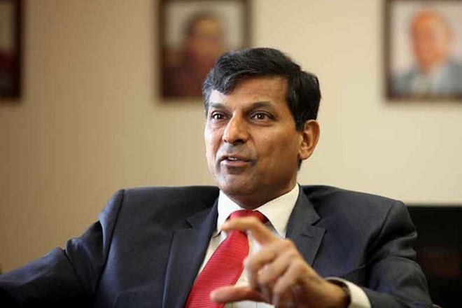 Raghuram Rajan, Reserve Bank of India, Inflation, Raghuram Rajan on PSU employees