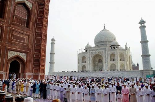 Eid, Eid ul Adha, Eid ul Adha 2016, eid mubarak, eid mubarak images, eid 2016, eid greetings, Eid Namaz