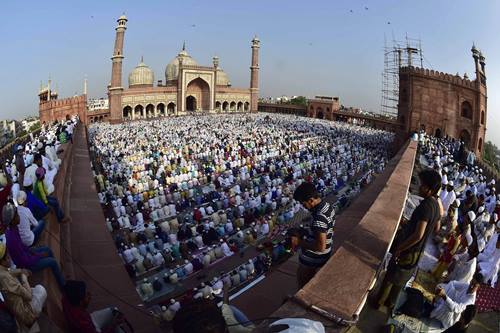 Eid, Eid ul Adha, Eid ul Adha 2016, eid mubarak, eid mubarak images, eid 2016, eid greetings, Eid Namaz