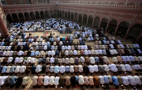 Eid, Eid ul Adha, Eid ul Adha 2016, eid mubarak, eid mubarak images, eid 2016, eid greetings, Eid Namaz