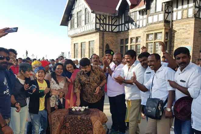 Pulimurugan Review: A visual Delight for Mohanlal fans and 5 things to know about the movie