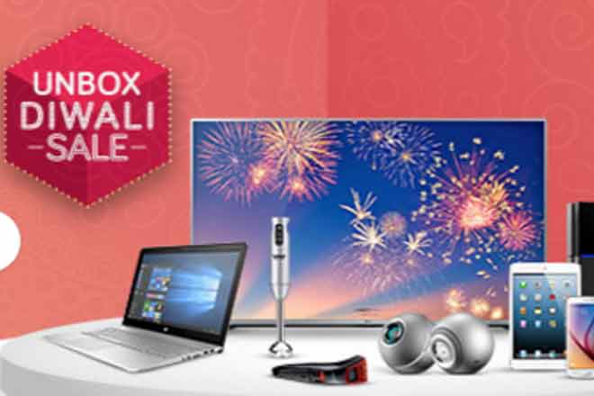 For those shopping on Snapdeal during the sale, Citi bank debit and credit card users will be able to access a scheme that fetches 20 per cent flat off.