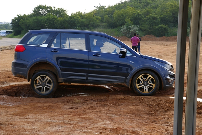 tata-hexa-off-road-experience