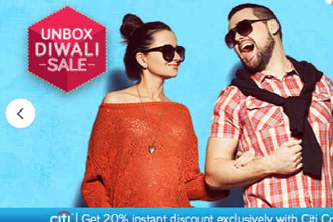 For those shopping on Snapdeal during the sale, Citi bank debit and credit card users will be able to access a scheme that fetches 20 per cent flat off.