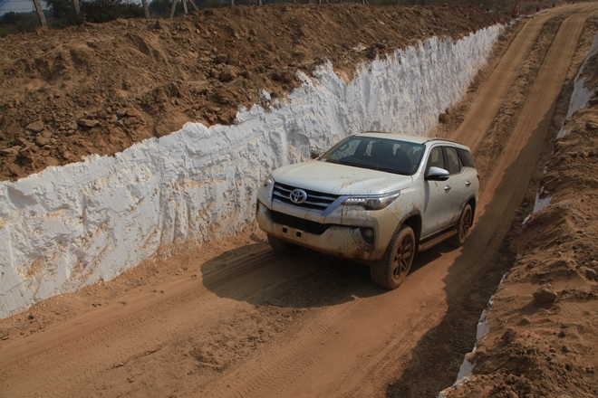 toyota-off-road-review-main-image