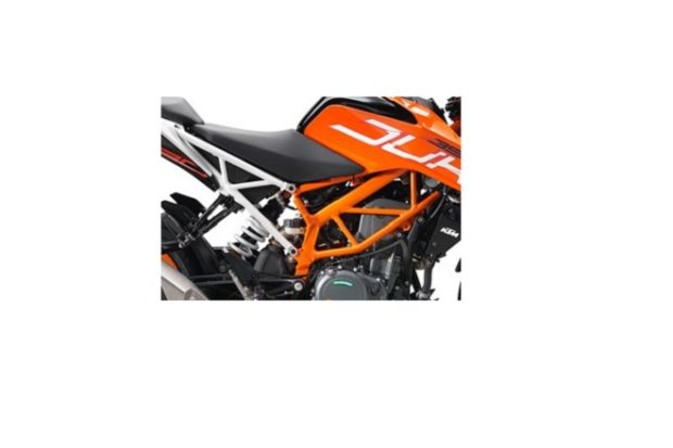 KTM has given the Duke 390 a new sub-frame in addition to the same lightweight steel trellis frame found on the existing motorcycle