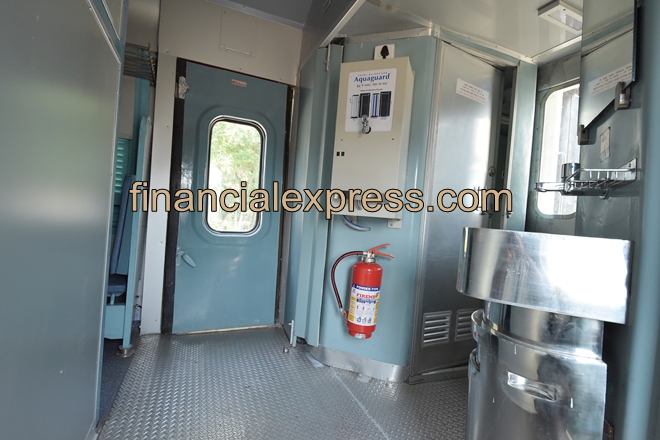 Antyodaya Express, Antyodaya Express train route, Antyodaya train, Antyodaya Express features, Antyodaya Express photos