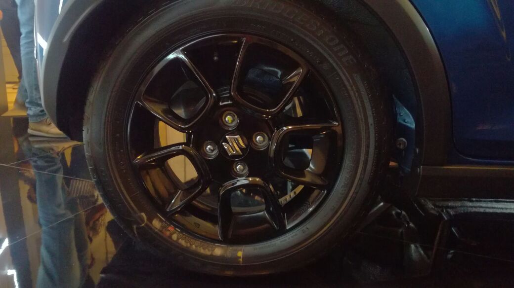 Ignis will come with 15-inch wheels, Tyre size is 175/55 R15