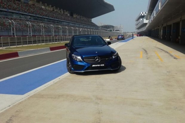 Mercedes-AMG C43 AMG 4MATIC is positioned between the C-Class and the C63 AMG and has been introduced as a CBU (Completely Built Unit).