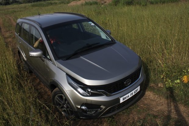 tata-hexa-large