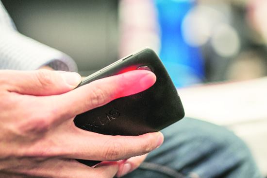  The answer comes from the University of Washington, where scientists have developed an application called HemaApp, which uses a smartphone camera (and the flash) to estimate haemoglobin concentration and screen for anaemia.