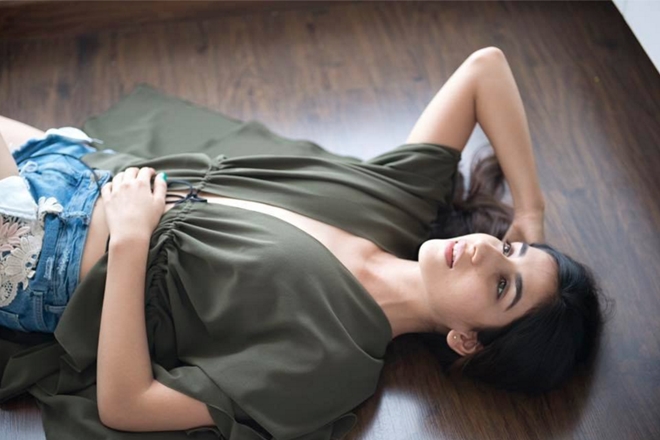 Parul gulati, parul gulati facebook, actress parul gulati, parul gulati movies, burraahh, romeo ranjha, parul gulati photos, parul gulati pics