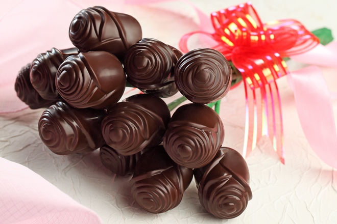 valentine's day, chocolate day, best chocolates, most expensive chocolates, l'opera, chokola, chocolatier boutique, nordic kandie, chocolate day gifts, chocolate boxes,