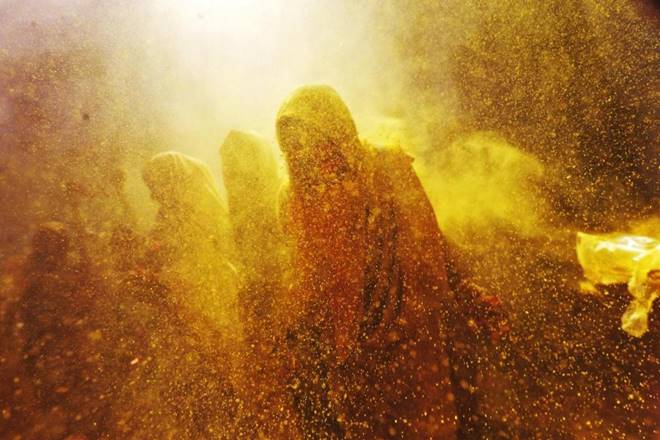 holi 2017, holi, holi celebration, festival of colors, indian festival, indian festival holi, celebration of holi, holi 2017 celebration, colorful festival, financial express news, lifestyle news, festival news, festival