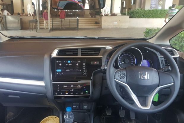The interior will receive an all-black theme and a touchscreen infotainment system with Mirrorlink smartphone connectivity