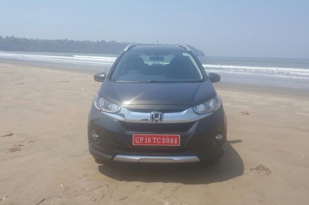 Honda WR-V is based on the Jazz platform and hence one can see traces of the Jazz in the WR-V.