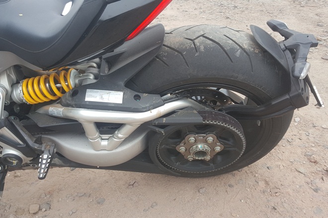 Channeling the engine's power to the rear wheel is a new belt drive system which is more in sync with the cruiser positioning.