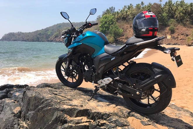 The FZ25 remained at peace at lower speeds too and ensured easy maneuverability through city traffic
