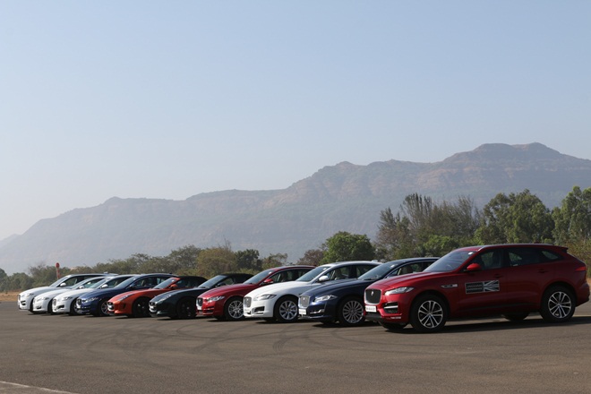 We got to drive all cars multiple times but one that really stood out after a long and hot day was the XJ with a 3.0 litre V6 diesel engine.