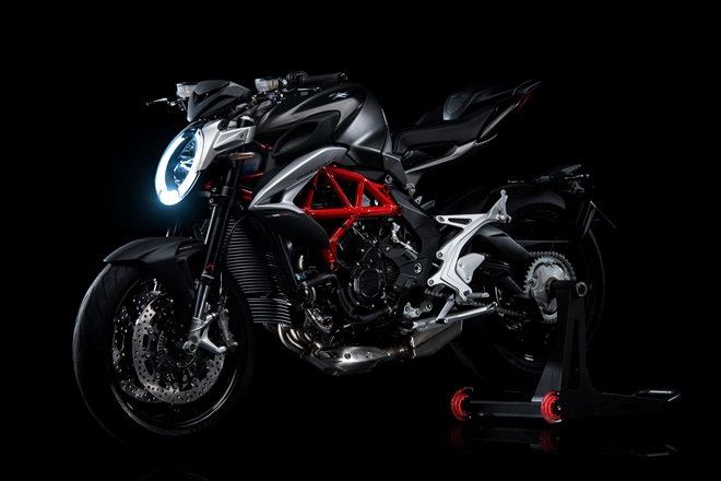 2017 MV Agusta Brutale 800 2017 MV Agusta Brutale 800