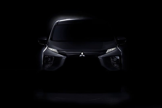 Mitsubishi Expander front Mitsubishi Expander front