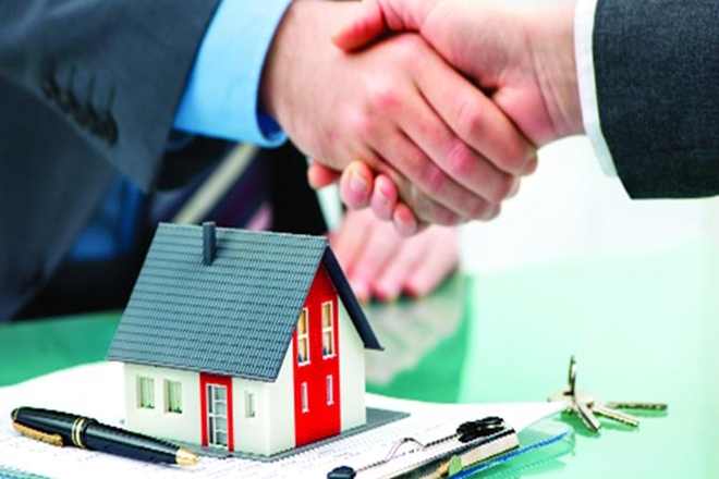 Big home loan relief, home loan relief NEWS, Big home loan relief Get 1 pct cash back , Get 1 pct cash back ON HOME LOAN, cashback product comes weeks after Axis Bank launched an offering promising to waive EMIs
