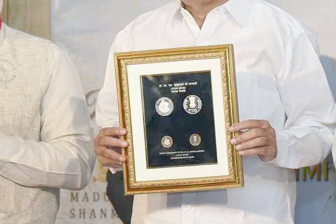  rs 100 coin, new rs 100 coin, rs 100 coin launched, Venkaiah Naidu, rs 100 coin subbulakshami, new rs 100 coins, rs 100 coin new picture, new rs 100 commemorative coin