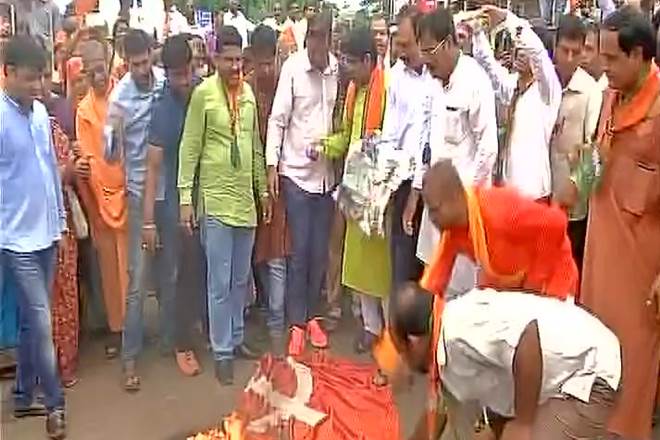 Yogi Adityanath, Yogi Adityanath Kerala, Yogi Adityanath Kerala Visit, Yogi Adityanath Kerala Visit Live, BJP, Amit Shah, Jan Raksha Yatra, Kannur, Bharatiya Janata Party, Pinarayi Vijayan, Kerala government, news