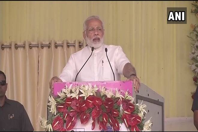 Prime Minister of India, Narendra Modi, Nitish Kumar, Patna University, Centernary celebrations, Patna, Bihar, Students, University, Eastern India, Modi, Kumar
