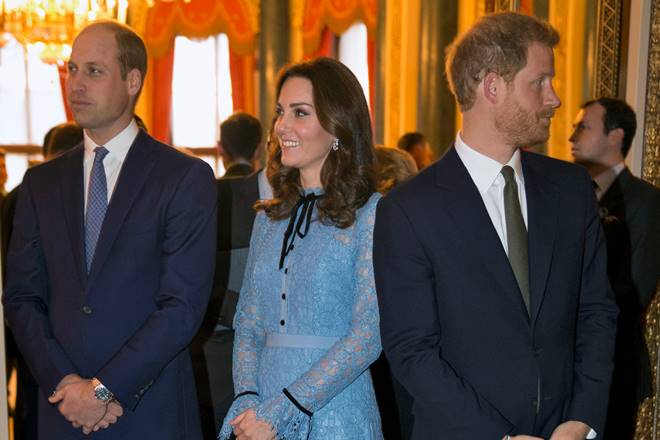 Kate Middleton, Kate Middleton pregnant, Duchess of Cambridge, britain, Prince William, Prince Harry, George, Buckingham Palace, Prince Charles, Charlotte, britain royal