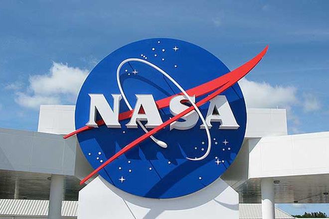science, nasa, nasa scientists, balloon borne instrument, information on cosmetic rays, high energy particles, solar system