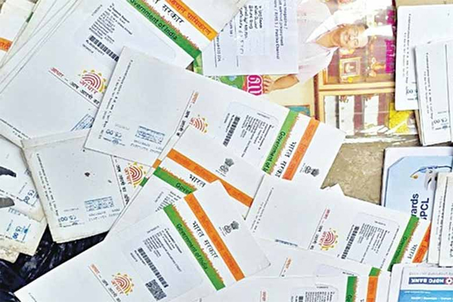 UIDAI, aadhaar linking, bank account linking, pan linking, sim linking, pan cards, mobile sim cards, mobile sim cards linking, biometric id stand