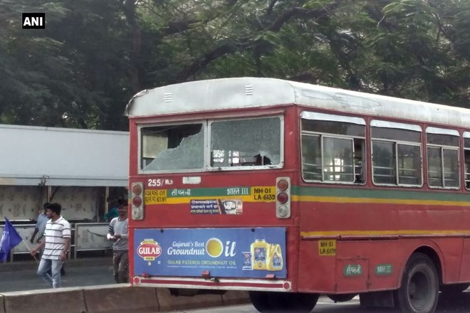 maharashtra bandh, maharashtra bandh 2018, caste clash in mumbai, caste violence in mumbai, dalit protest in mumbai, Maharashtra caste clash, mumbai bandh, maharashtra bandh today, koregaon bhima pune, bhima koregaon attack, bhima koregaon history, bhima koregaon violence, maharashtra bandh on monday, maharashtra bandh news, maharashtra band, maharashtra band news, Bhima Koregaon news, bhima koregaon violence, maharashtra police, maharashtra government, CM Devendra Fadnavis, mumbai news, mumbai bandh, mumbai riots, RSS, BJP, Congress, Rahul Gandhi