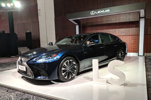 Lexus LS 500hLuxury