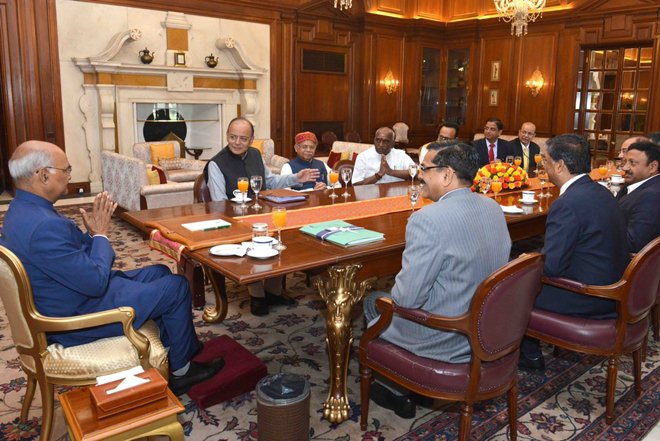 Finance Minister Arun Jaitley calls on President Ram Nath Kovind at Rashtrapati Bhavan before the presentation of India Budget 2018.