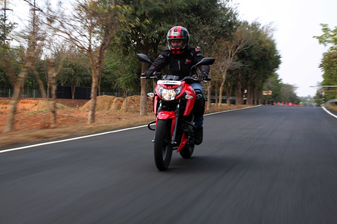 2018 TVS Apache RTR 160 riding quality