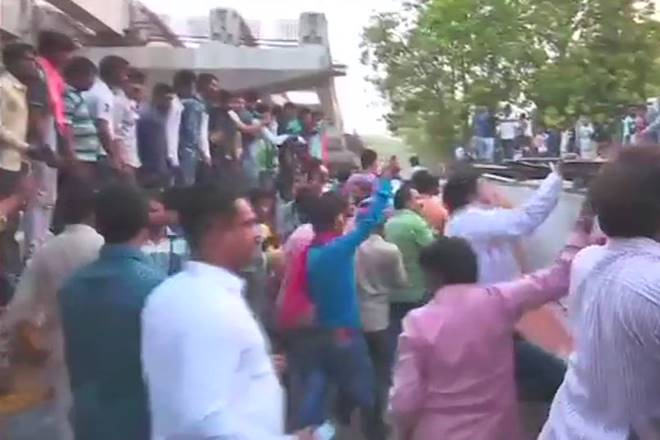 varanasi flyover collapse, varanasi, Yogi Adityanath, flyover collapse, varanasi flyover accident