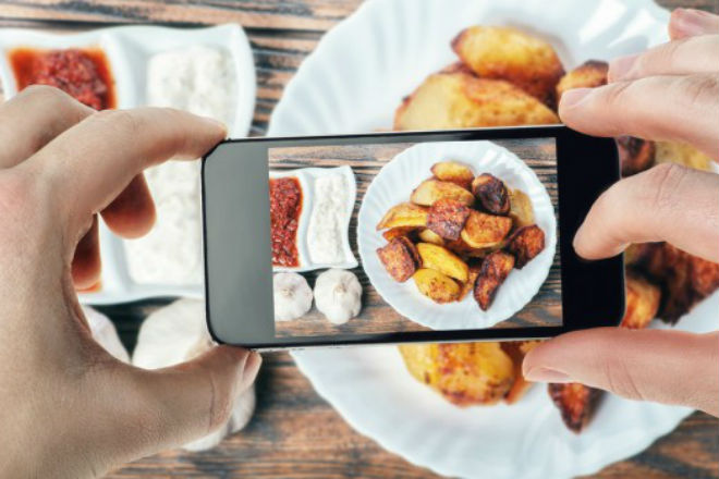 Here's how restaurants lure you to eat out with Instagram worthy food