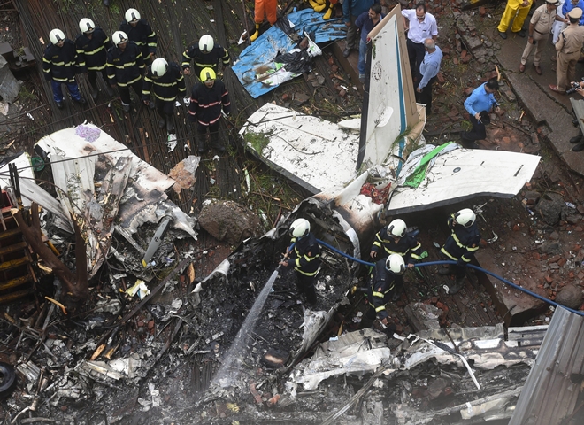 Mumbai plane crash