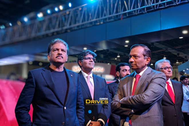 Mahindra Management team (L to R): Anand Mahindra, Vijay Nakra, Mahesh Babu, Dr. Pawan Goenka and Rajan Wadhera