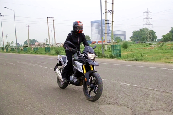 BMW G310 GS comes with a 300 mm single disc up front and a 240 mm single disc at the rear.