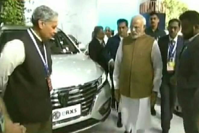 PM Modi with MG Motor electric SUV