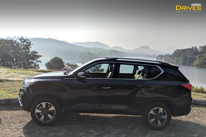 Mahindra Alturas India price and review, Mahindra Alturas G4 specification