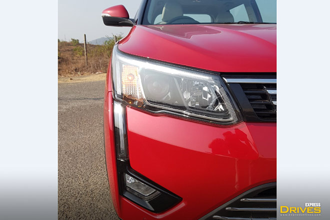 mahindra xuv300 review, mahindra xuv300 price, mahindra xuv300 features, xuv300 price, mahindra xuv300 price in india, mahindra xuv300, mahindra xuv300 on road price, mahindra xuv300 specifications, mahindra xuv300 mileage, mahindra xuv300 launch, mahindra xuv300 on road price in bangalore, mahindra xuv300 interior photos