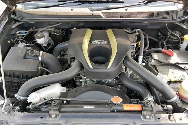2018 Isuzu mu-X Review