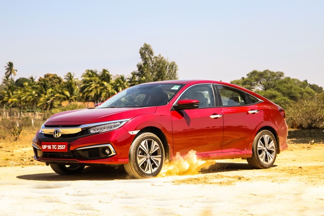 New honda civic 2019 Vs Toyota Corolla Altis