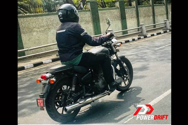 New Royal Enfield Thunderbird (Image Source: Powerdrfit)